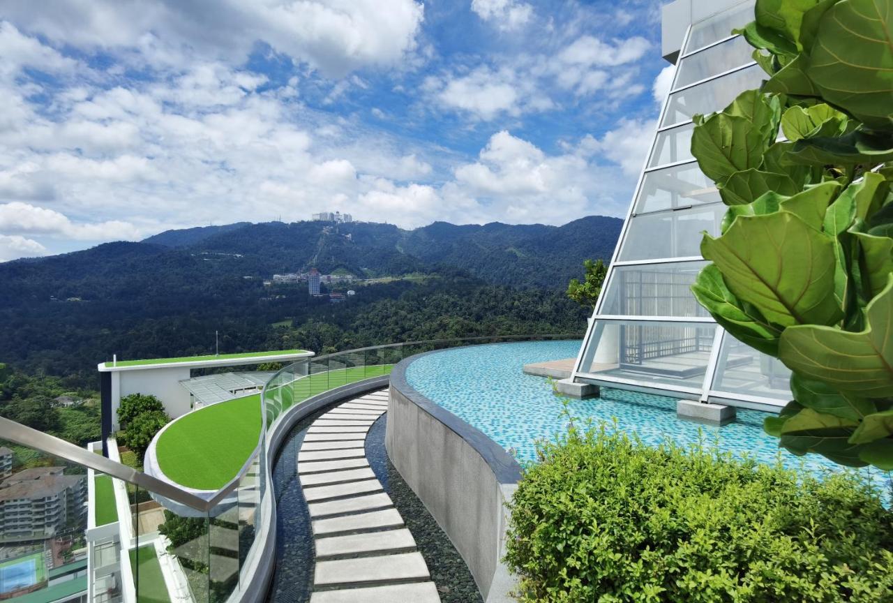 Windmill Upon Hills Luxurious Sky Villa 360 Sky Pool Heated Pool Mountainous Genting View Genting Highland By Heritage Genting Highlands Exterior foto