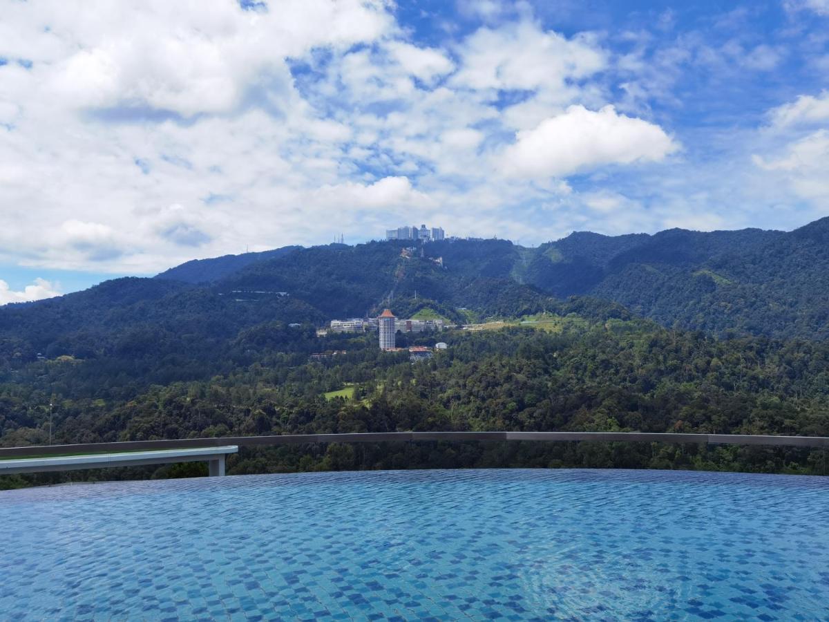 Windmill Upon Hills Luxurious Sky Villa 360 Sky Pool Heated Pool Mountainous Genting View Genting Highland By Heritage Genting Highlands Exterior foto