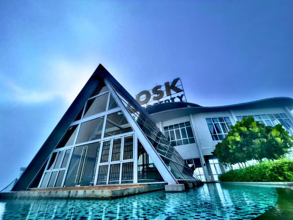 Windmill Upon Hills Luxurious Sky Villa 360 Sky Pool Heated Pool Mountainous Genting View Genting Highland By Heritage Genting Highlands Exterior foto